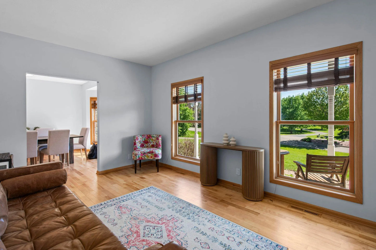 1 Bayhill Road, Dellwood, MN 55110