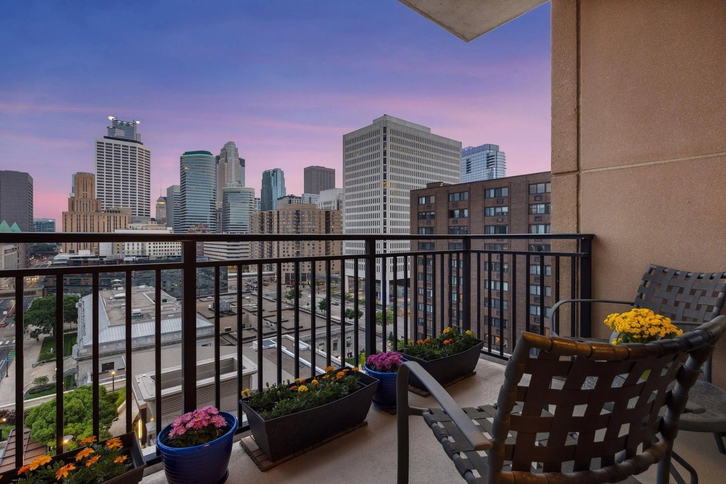 100 3rd Avenue, Minneapolis, MN 55401