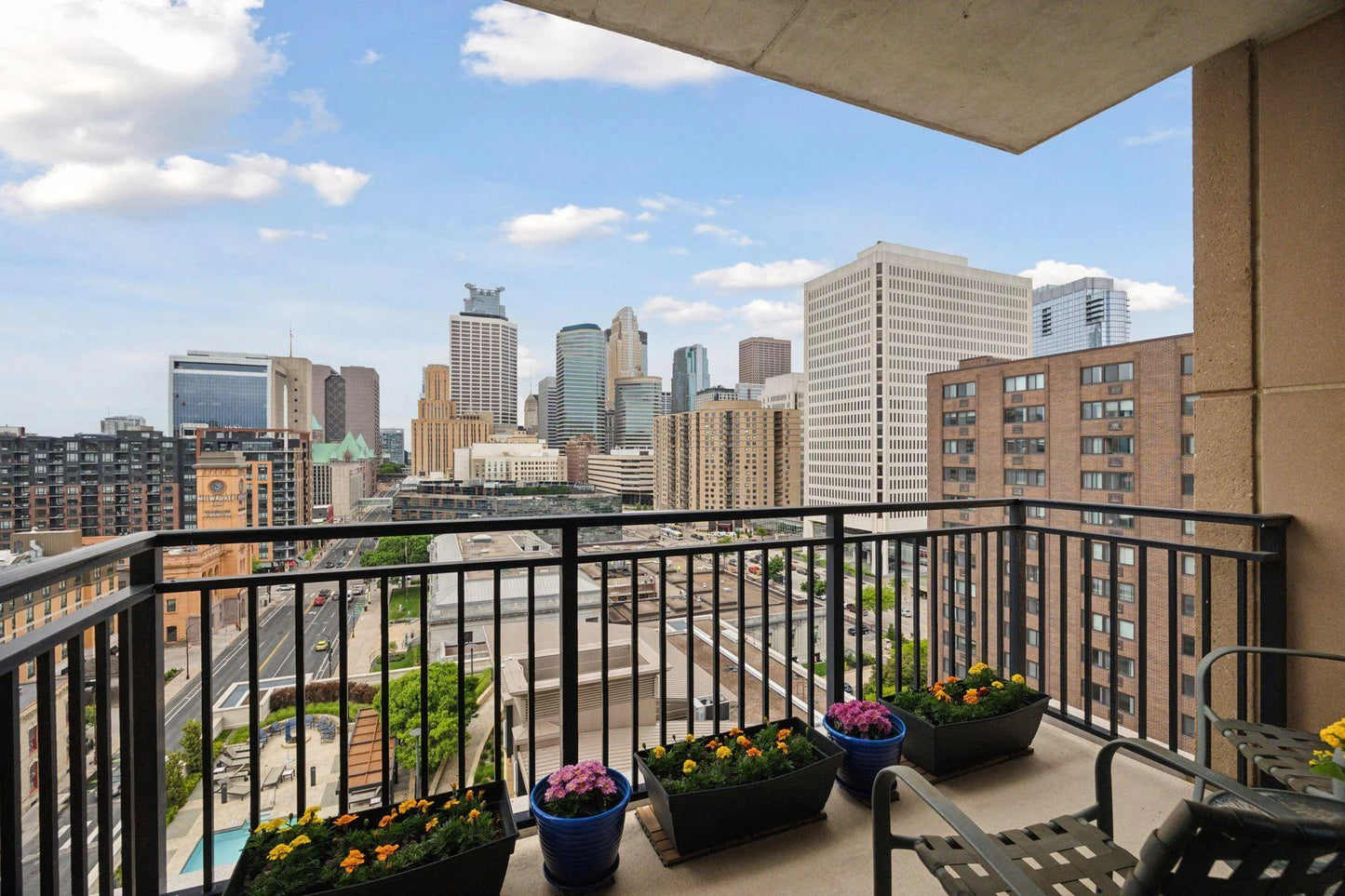100 3rd Avenue, Minneapolis, MN 55401